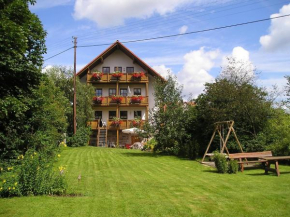 Gästehaus & Ferienhof Hüfner Speicherz